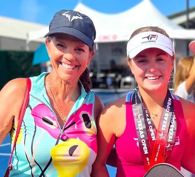 how to become a pro pickleball player​