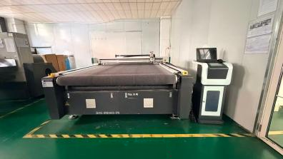 pickleball paddle factory prepreg cutting machine