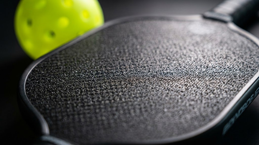 What Makes Durable Grit Last on a Pickleball Paddle